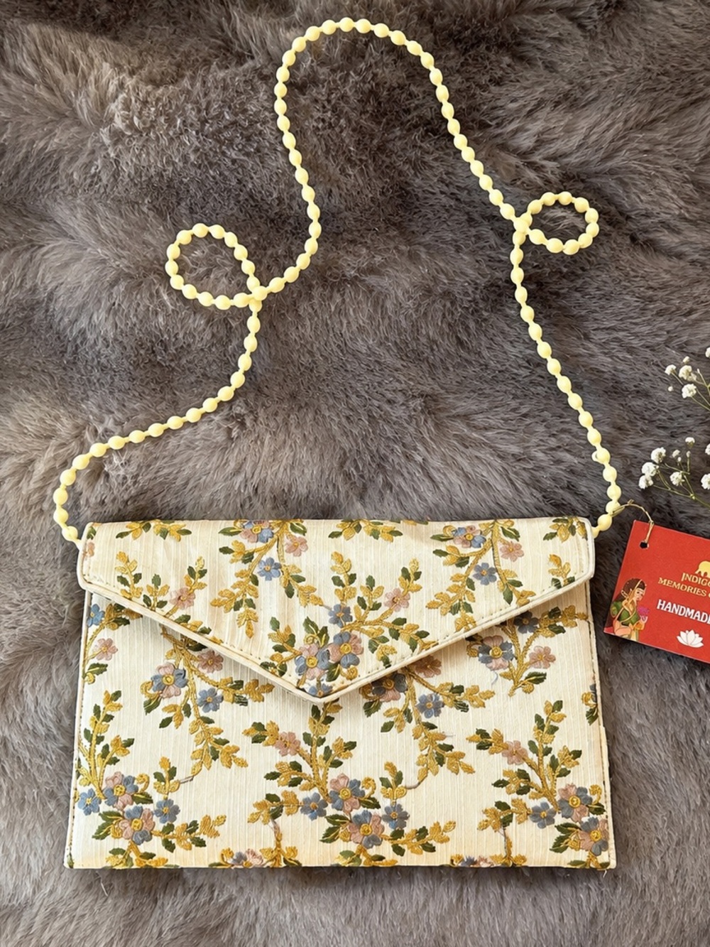 NWT Handmade Floral Envelope Crossbody Bag 💛🩵🤎🩷